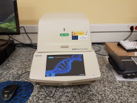 Sistema de detección de PCR en tiempo real